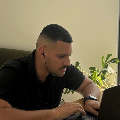 Matheus Fernandes, criador do Swipe File.